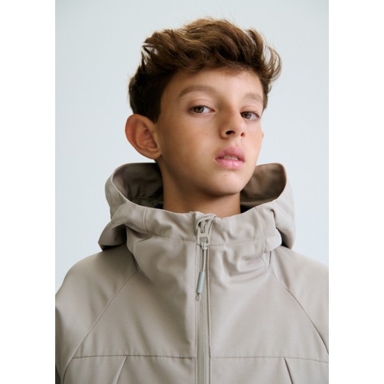 Αντιανεμικό αθλητικό