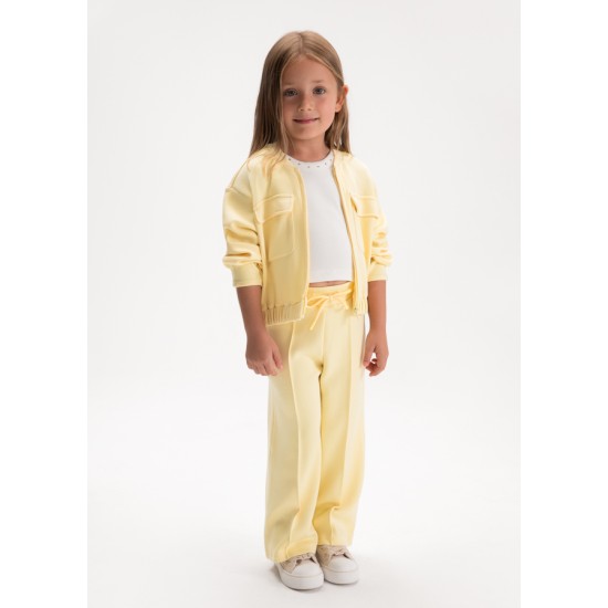 Φόρμα κορίτσι