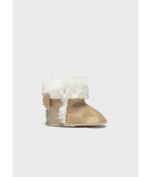 Μπότες σουέτ Μπότες σουέτ