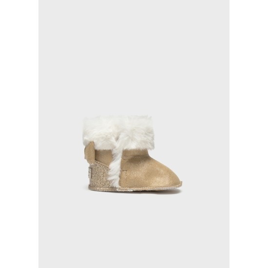 Μπότες σουέτ Μπότες σουέτ